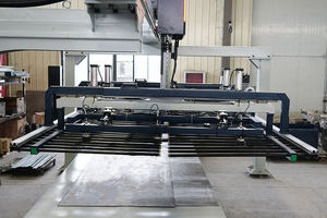 Machine <span class=keywords><strong>de</strong></span> découpe laser à fibre DXTECH 12KW tout-en-un entièrement fermée avec chargement et déchargement automatiques - Product Image 4