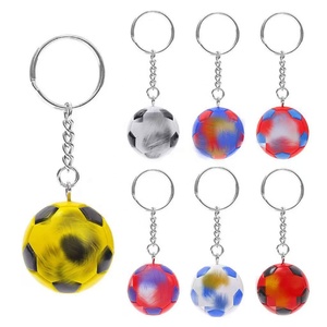 Llavero de Fútbol de Cuero al por Mayor, Ecológico, Impreso en 3D, Llavero de Club de Fútbol, Mosquetón de Goma Suave, Impresión UV, Balón - Product Image 2