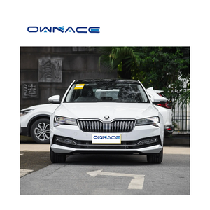 7 vitesses à double embrayage turbocompressé 2.0T 186 Hp Tsi330 Dsg édition de luxe <span class=keywords><strong>Skoda</strong></span> superbe voiture à essence à essence - Product Image 4