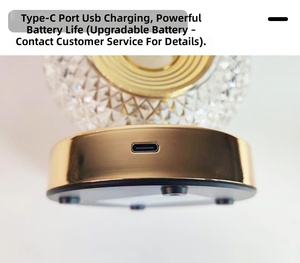 Luminária de Mesa de Metal Dourado Luxuosa LED com 3 Cores Reguláveis para Quarto de Hotel, Restaurante e Café - Product Image 3
