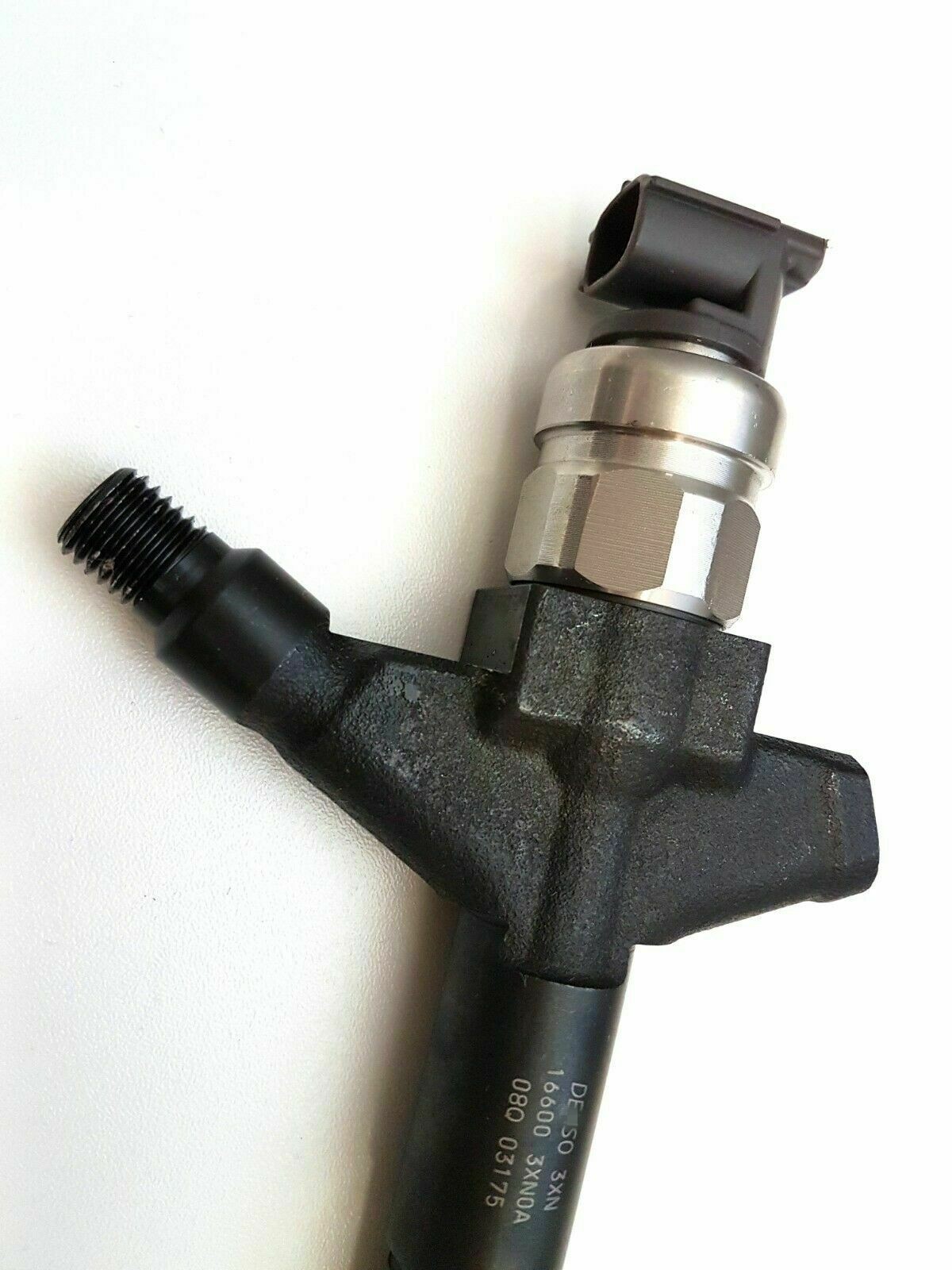 fuel injector 16600-3XN0A 295050-106# for Nissan NP300 Navara Pathfinder YD25 common rail injector 16600-3XN0A 295050-1060