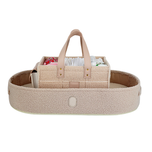 Cesta de pañales de terciopelo de peluche con logotipo de cuero personalizado, cestas de Moisés para bebé - Product Image 1
