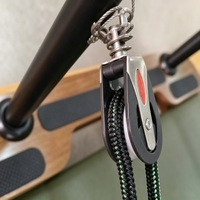 Nouveau Design 2026 : Reformer Pilates en Aluminium avec Revêtement en Cuir Épais et Doux, Base Amortissante – Lit d'Entraînement et de Rééducation