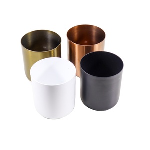 Frascos de velas de metal de hierro con logotipo personalizado para la fabricación de velas de soja, tarros de contenedores de velas de color latón y cobre, Juego de 4 cuatro de Ind - Product Image 2