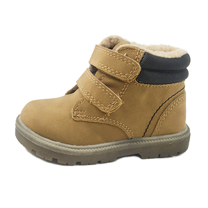 Vente en gros de chaussures en cuir véritable Chaussures de luxe à la mode Bottes pour tout-petits Bottes d'hiver confortables et chaudes en cuir antidérapantes pour bébé - Product Image 2