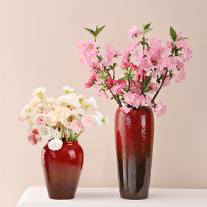 Vase en céramique rouge en gros avec motif de célébration de mariage pour salon, entrée, table à manger, décoration intérieure, arrangement floral - Product Image 1