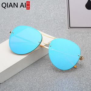 Gafas de Sol Aviador Qianai con Marco Metálico Dorado, Protección UV400, Unisex, Modernas, para Conducir, Tipo 3 Lentes, Material AC - Product Image 2