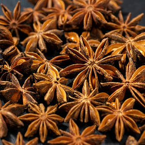 Anis étoilé indien frais, en gousses entières séchées, pour importateurs mondiaux, restaurants et distributeurs commerciaux d'épices - Product Image 1