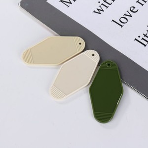 Bán Buôn Tùy Chỉnh Motel Keychain Khoảng Trống Nhựa Đầy Màu Sắc Keychain Logo In Ấn Khách Sạn Thẻ Chìa Khóa Dây Móc Khóa - Product Image 5