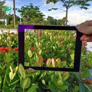 Revêtement solaire antireflet industriel personnalisé AR verre trempé haute transmission de la lumière étanche pour écran LCD - Product Image 1