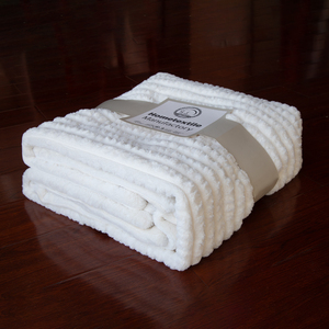 2025 thân thiện với môi máy có thể giặt Faux lông chăn bán buôn ném Thỏ lông Fleece chăn tại Trung Quốc - Product Image 6
