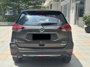 Auto Usata Premium <span class=keywords><strong>Nissan</strong></span> X-Trail 2020 Grigia 2.0L CVT per Esportazione - Product Image 5