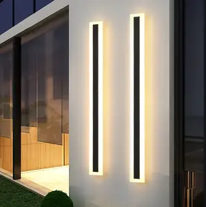 미니멀리스트 안뜰 블랙 롱 스트립 선형 벽 램프 베란다 빌라 철 예술 LED 벽 조명