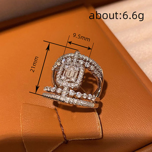 Anello con Zirconi Stile Corte Francese per Donne, Gioiello Elegante e di Lusso per Feste, Idea Regalo - Product Image 4