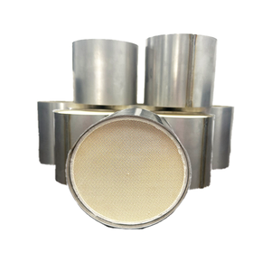 Convertidor catalítico de tres vías de alta calidad, convertidor catalítico de loza de <span class=keywords><strong>Gas</strong></span> para coche para purificar los gases de escape del coche - Product Image 1