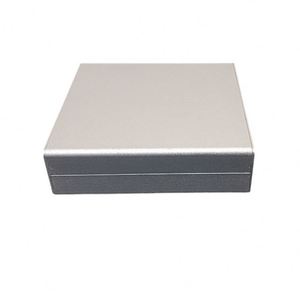 Boîtier Mini PC d'Usine ZHENGSHENG ZS-8240 120*35 en Profilés d'Aluminium Électriques, Boîtier de Jonction pour Carte Électronique à Dissipation Thermique Améliorée - Product Image 4