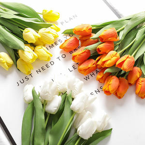 Decorazione per la Casa, <span class=keywords><strong>Tulipani</strong></span> Artificiali di Alta Qualità, <span class=keywords><strong>Dipinti</strong></span> e Idratanti, Effetto Realistico, Composizione Floreale di <span class=keywords><strong>Tulipani</strong></span> - Product Image 2