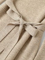 Robe midi en cachemire douce, légère et chaude avec ceinture, idéale pour le bureau élégant, les voyages et les collections privées automne-hiver