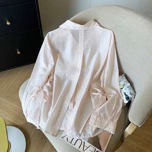 Camisa de Mujer de Manga Larga Holgada con Cintura Plisada, Diseño Moderno, Nueva Colección Verano 2025, Venta al Por Mayor de Boutique - Product Image 3