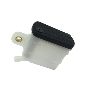 Mochi Motorcycle Brake Oil Cup Large <b>Plastic</b> Slanted Head Square For ATV Off Road Vehicle Modification - Product Image 5