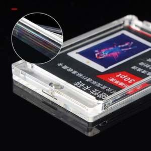 Porte-cartes magnétique transparent personnalisé LCC919 à ouverture rapide, protection UV 100 %, toutes tailles, pour cartes de sport - Product Image 6