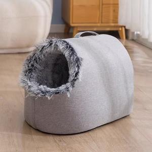 Lit pour chat fermé et chaud en peluche pour l'<span class=keywords><strong>hiver</strong></span>, sac de couchage avec poignée, nid pour animaux de compagnie portable et sûr pour le temps froid - Product Image 2
