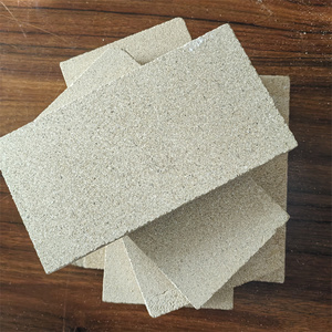 Panel Ignífugo de <span class=keywords><strong>Vermiculita</strong></span> Modelo QED Marrón 25kg en Hojuelas para Aislamiento Contra Incendios en Stock - Product Image 3