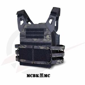 เสื้อกั๊กยุทธวิธี VP-009 แบบ <span class=keywords><strong>Crye</strong></span> <span class=keywords><strong>Precision</strong></span> รุ่น JPC ระบบ Molle ตัดด้วยเลเซอร์ น้ำหนักเบา พับได้ ระบายอากาศดี พกพาสะดวก - Product Image 4