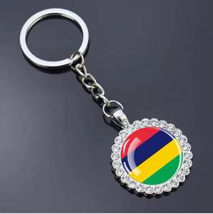 Porte-clés et pendentif de sac en verre avec fleur en cristal, motif drapeau national de Tuvalu, bijou souvenir de voyage - Product Image 3