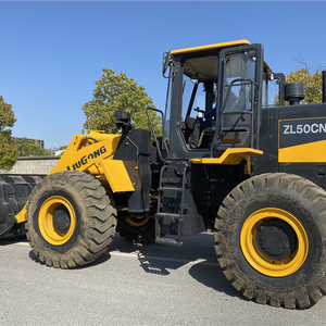 รถตักล้อยางมือสองราคาถูก ผลิตในจีน ยี่ห้อ Liugong รุ่น ZL50C รถตักหน้า 5 ตัน - Product Image 3