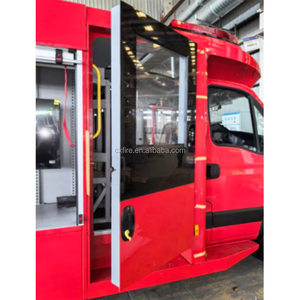 Chine Petit <span class=keywords><strong>camion</strong></span> <span class=keywords><strong>de</strong></span> pompiers en mousse avec réservoir d'eau 1000L et réservoir en mousse 400L Fabricants - Product Image 4