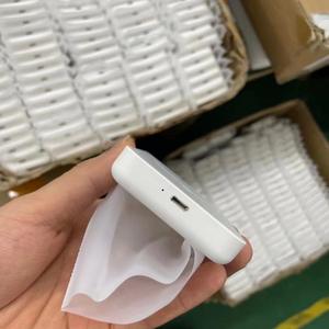 Batterie externe magnétique 5000mAh, chargeur sans fil pour iPhone, powerbank magnétique pour iPhone - Product Image 3