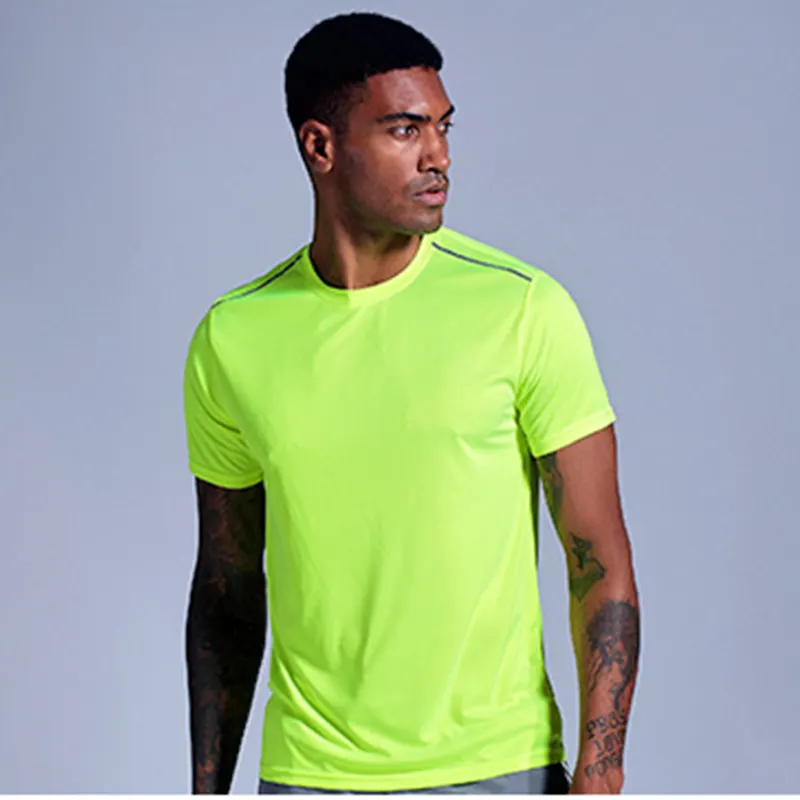 남자 100% 폴리 에스터 t 셔츠 activewear 체육관 운동 피트니스 통기성 디자인 의류 o-넥 t 셔츠