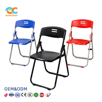 Chaise pliante en forme de X, siège en plastique PP, dossier ventilé, empilable, structure métallique, chaise de formation, sièges pour événements, directement de l'usine
