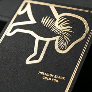 Tarjetas de presentación personalizadas con estampado en lámina plateada, diseño minimalista en contraste blanco y negro con patrón de estrella y perro, tarjetas de presentación de papel grueso de lujo para empresas. - Product Image 3