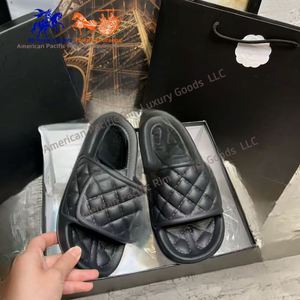 Sandalias Planas de Moda para Mujer, Pantuflas de Verano y Primavera, Zapatos de Playa de Cuero Genuino, Ligeros y Cómodos para Exteriores - Product Image 5