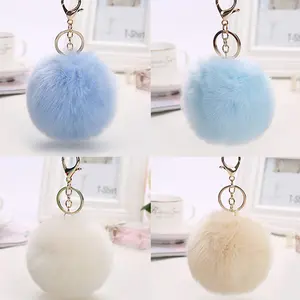 Manufacturer Direct Sale Free Design Custom Fur Ball Puff Ball Fluffy Cute Faux Fur Pom Pom Keychain