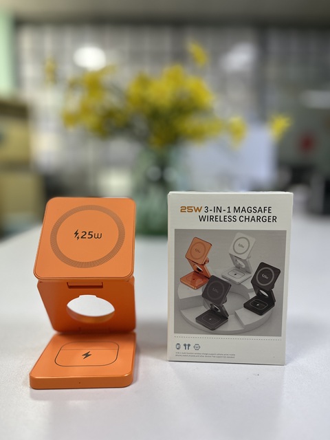 Qi2.2 25W Portable Wireless Charger 3-in-1 Foldable Magnetic 25w Wireless Charger for QI 2.2 iPhone Samsung Huawei Xiaomi