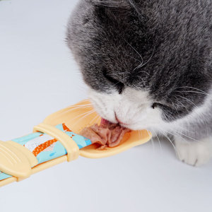 Cuillère à friandises pour chat, forme arrondie, matériau de qualité alimentaire, outil d'alimentation pour animaux de compagnie - Product Image 3