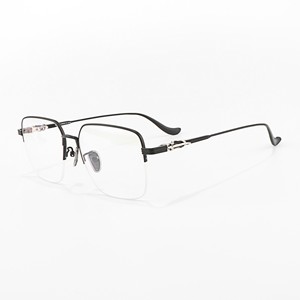 Gafas de seguridad clásicas de Guangdong al por mayor para presbicia, protección ocular, para hombres y mujeres, para correr, con diseño de oso, personalizables en línea. - Product Image 5