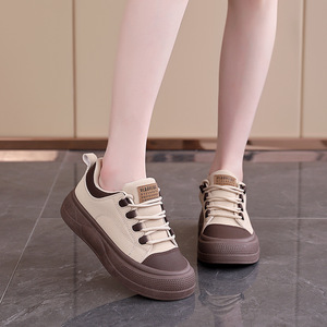 Zapatillas Blancas Estilo 2026 para Niñas - Zapatos Deportivos con Tacón Alto para Mantenerse Cómoda Mientras Haces Ejercicio, Zapatos Casuales - Product Image 1