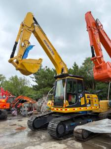 รถขุดตีนตะขาบขนาดกลาง Komatsu PC160 มือสอง เครื่องจักรไฮดรอลิกญี่ปุ่นแท้ สำหรับงานโครงสร้างพื้นฐานในเมือง - Product Image 6