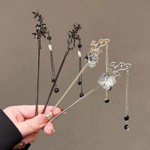 2025 Horquilla de Metal Elegante con Borla de Flor de Rosa Negra y Luna, Estilo Chino Hanfu, para Mujer, Accesorios para el Cabello - Product Image 2