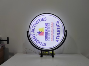 Les caissons lumineux fixes fournissent un éclairage durable sans entretien pour la signalisation permanente dans les zones à fort trafic comme la promotion des magasins - Product Image 4