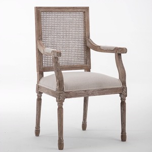 <span class=keywords><strong>Chaise</strong></span> de salle à manger <span class=keywords><strong>Louis</strong></span> moderne de haute qualité avec siège rembourré confortable et dossier élégant en canne de bambou - Product Image 3