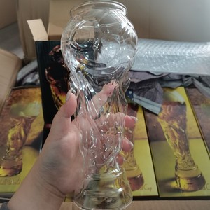 Verre à bière créatif en forme de Hercules pour la <span class=keywords><strong>Coupe</strong></span> <span class=keywords><strong>du</strong></span> <span class=keywords><strong>Monde</strong></span> de football, grande capacité, emballage en boîte colorée, idéal pour les événements sportifs et les fêtes - Vente en gros - Product Image 6