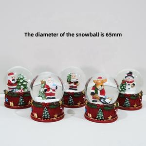 Produits de Noël 2023 à succès, décoration de table, globe à neige de Noël, bonhomme de neige, polo aquatique - Product Image 3