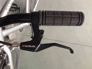 Argento personalizzabile singola velocità ciclo <span class=keywords><strong>da</strong></span> <span class=keywords><strong>corsa</strong></span> Fixie <span class=keywords><strong>bici</strong></span> 700c a scatto fisso OEM bicicletta <span class=keywords><strong>da</strong></span> te con materiale forcella in acciaio - Product Image 4