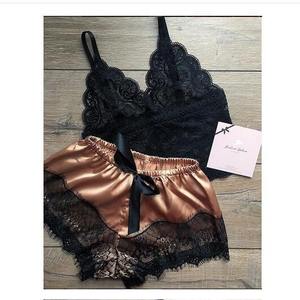 Conjunto de 2 piezas de pijama para mujer al por mayor 2025, ropa interior de encaje Halter, pantalones cortos, conjunto de pijama, lencería sexy de satén de seda - Product Image 2