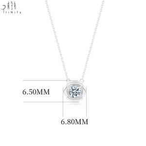 Collier empilable populaire pour femmes, motif floral raffiné, en or rose massif 18 carats, avec pendentif en diamant naturel véritable - Product Image 3